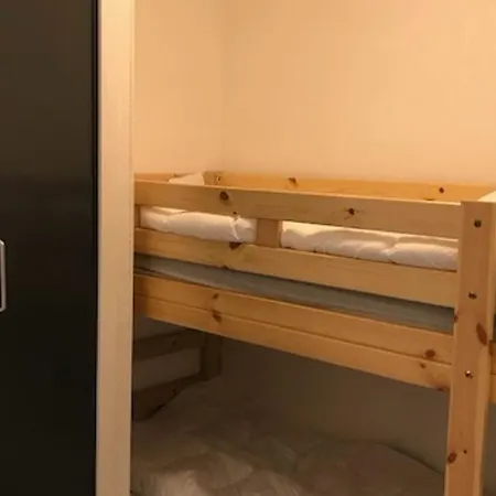 Renove Avec Balcon A 100m De La Et Piscine - 4 Personnes - - Fr-1-331-204 *