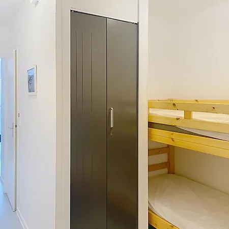 Rénové Avec Balcon à 100m De La Et Piscine - 4 Personnes - - Fr-1-331-204 Apartamento